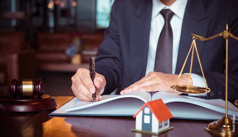 The Essential Guide to Hiring a Property Division Lawyer